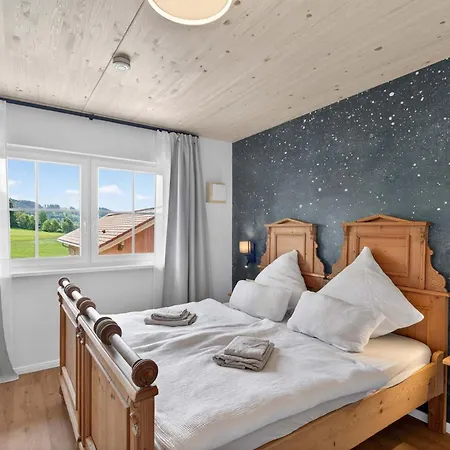 Apartman Naegeleried - Grosse Galerie-wohnung Mit Balkon, Heimkino, Garten *