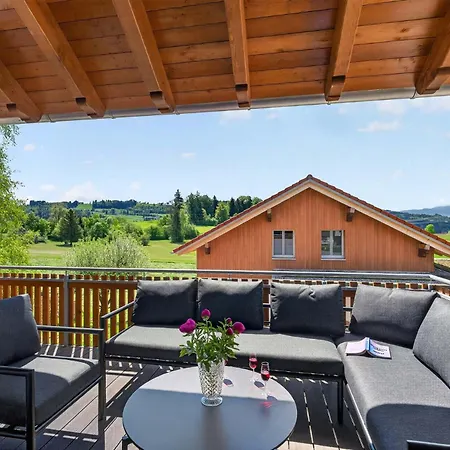 Naegeleried - Grosse Galerie-wohnung Mit Balkon, Heimkino, Garten *